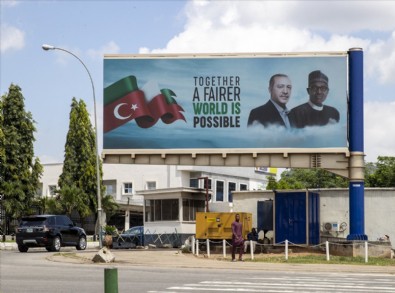 Nijerya'da Cumhurbaşkanı Erdoğan afişleri