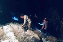 Bayburt'ta Otomobil Dereye Uçtu Açiklamasi 1 Ölü, 1 Yarali