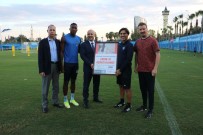 Adana Demirsporlu Futbolcular Korona Virüs Asilamalarina Destek Verdi