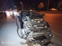 Ankara'da Otomobilin Çarptigi Kamyonet Takla Atti Açiklamasi 1 Yarali