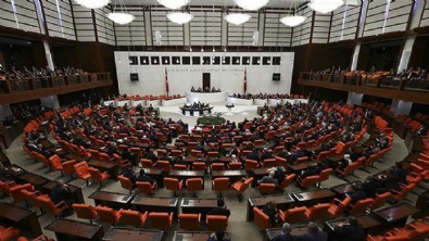 Irak ve Suriye tezkeresi TBMM'den geçti