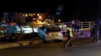 Kusadasi'nda Trafik Kazasi Açiklamasi 1 Yarali