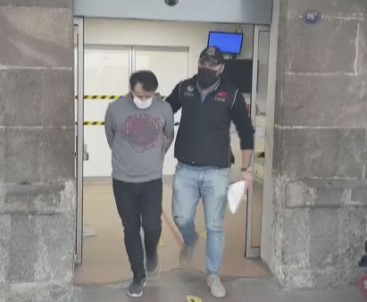 Izmir'de Örgüt Adina Yardim Toplayan 2 FETÖ Süphelisi Tutuklandi