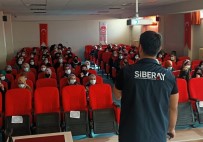 Ögrencilere Güvenli Internet Egitimi