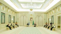 Suudi Arabistan Veliaht Prensi Selman, Yunanistan Basbakani Miçotakis Ile Bir Araya Geldi