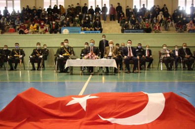 Oltu'da Cumhuriyet Bayrami Kutlandi