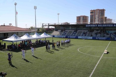 Sahinbey'de Cumhuriyet Bayrami Sportif Etkinliklerle Kutlandi