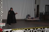 'Kadin Için' Oyununa Ilgi