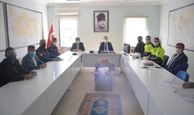 Dinar'da Trafik Komisyon Toplantisi Gerçeklestirildi