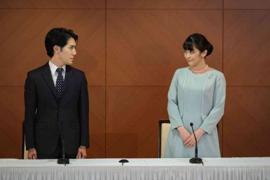 Japon Prensesin Esi Komuro'nun Adi New York Barosu Sinavini Kazananlar Listesinde Yok