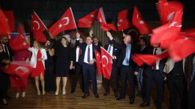 Mali Müsavirler Cumhuriyet Bayramini Coskuyla Kutladi
