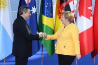 Merkel Açiklamasi 'Dünya Ticaret Örgütü Kendini Yenilemeli'