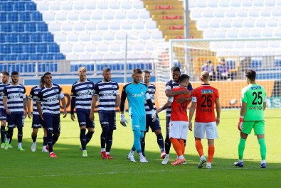 Süper Lig Açiklamasi Kasimpasa Açiklamasi 0 - Yeni Malatyaspor Açiklamasi 0 (Ilk Yari)