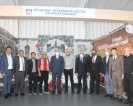 Baskan Özlü, Düzce Standini Ziyaret Etti