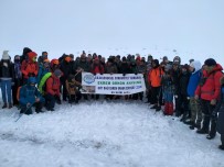 Rize'de 3230 Metreye 'Cumhuriyet Tirmanisi'