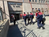 17 Yil Hapis Cezasi Bulunan Firari Saklandigi Evde Yakalandi