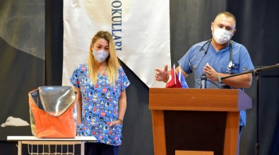 Aliaga Belediyesi Ekipleri Ögrencilere Hayvan Sevgisini Anlatti