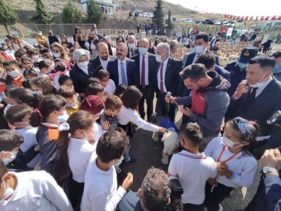 Ankara'da '4 Ekim Hayvanlari Koruma Günü' Kutlandi