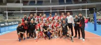 Cizre Belediyesi Voleybol Takimi Çeyrek Finalde