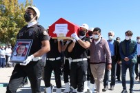 Kazada Ölen Polis Memuru Ve Babasi Son Yolculuguna Ugurlandi
