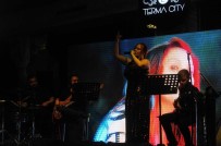 Sokak Hayvanlari Için Gece Düzenlediler