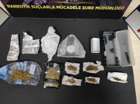 Süphe Üzerine Durdurulan Araçtan Uyusturucu Çikti