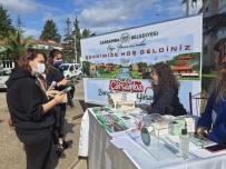 Üniversite Ögrencilerine 'Hos Geldin' Karsilamasi