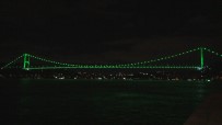 Istanbul'da Köprüler 'Serebral Palsi' Hastaligina Dikkat Çekmek Amaciyla Yesil Renge Büründü