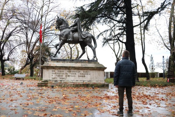 Türkiye'de saat 9'u 5 geçe hayat 2 dakikalığına durdu!