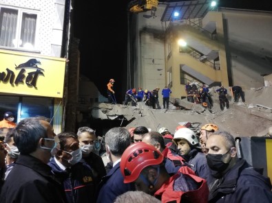 AFAD Açiklamasi 'Malatya'da Çöken Bina Enkazindan 13 Vatandasimiza Yarali Olarak Ulasilmistir'