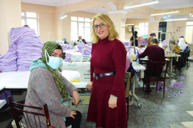 Amasya'da Dügün Salonu Tekstil Atölyesi Oldu