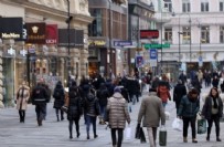 Avusturya'da aşı yaptırmayanlara sokağa çıkma kısıtlaması uygulanacak