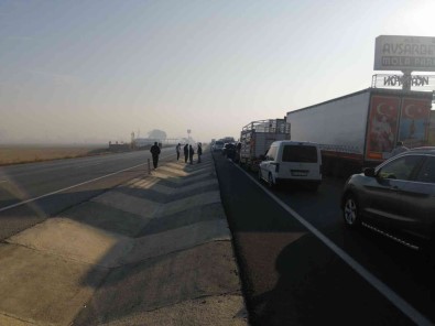 Asiri Sis Nedeniyle Zincirleme Kaza Meydana Geldi