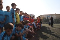Özgür Aksoy, Futbol Turnuvasi Ile Aniliyor Haberi