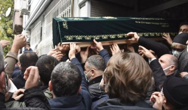Sezai Karakoç, son yolculuğuna uğurlanıyor!