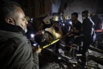 Ankara'da doğalgaz patlaması: Bölgeye çok sayıda ekip sevk edildi! 2 kişi hayatını kaybetti