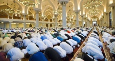 Cuma Namazı Saat Kaçta Kılınacak? 19 Kasım Cuma Namaz Vakitleri