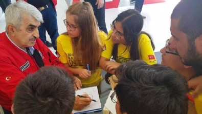 Özdemir Bayraktar Milli Teknoloji Bursu Nasıl Alınır? Özdemir Bayraktar Milli Teknoloji Bursu Başvurusu Nasıl Yapılır?