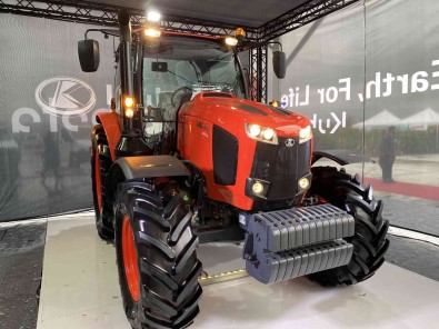 Kubota Türkiye, 'M6' Yeni Traktör Serisini Tanitti