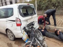 Motosiklet Park Halindeki Araca Arkadan Çarpti Açiklamasi 2 Yarali