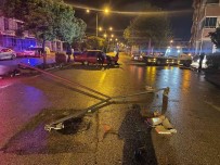 Otomobil Aydinlatma Diregine Çarpti Açiklamasi 1 Yarali