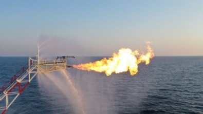 Bakan Dönmez'den doğal gaz paylaşımı: 650 bin metreküpe yükseldi