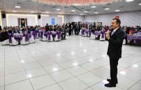 Ögretmenler Tepebasi'nda Bulustu