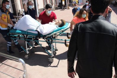 Kocasi Tarafindan 15 Yerinden Biçaklanan Es Sikayetinden Vazgeçti