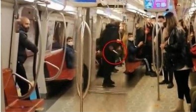 Metroda bıçak çeken saldırgandan pes dedirten savunma: Bıçağı biletmeye götürüyordum, ben şikayetçiyim