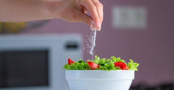 Tuz Tüketimi Nasıl Azaltılır? Tuz Tüketimi Zararları