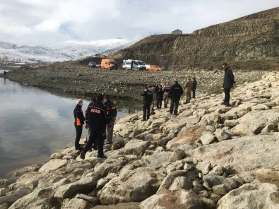 Bayburt'ta Kayip Genç Adamin Cesedi Demirözü Barajinda Bulundu