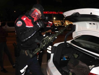 Adana'da Hava Destekli Huzur Uygulamasi Açiklamasi 21 Kisi Yakalandi