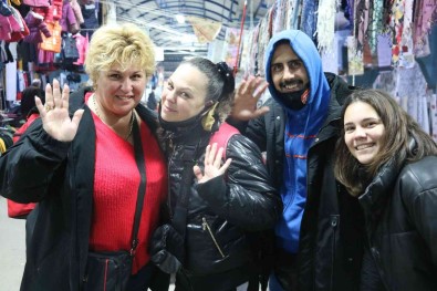Bulgaristan'dan 1 Milyon Turist Edirne'ye Alisverise Geldi