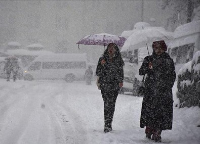 Meteoroloji'den 36 şehre kar yağışı uyarısı: Hafta içi iki güne dikkat